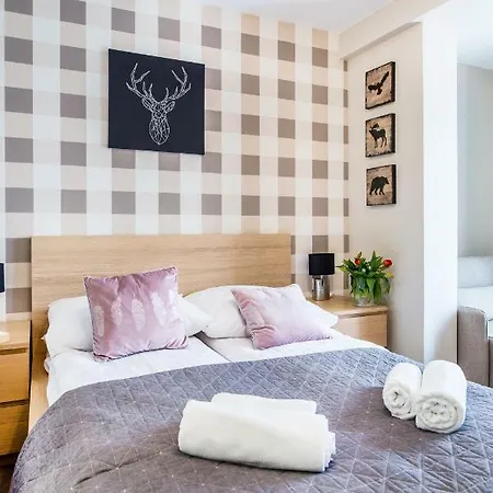 Palac Tatrzanski דירה *